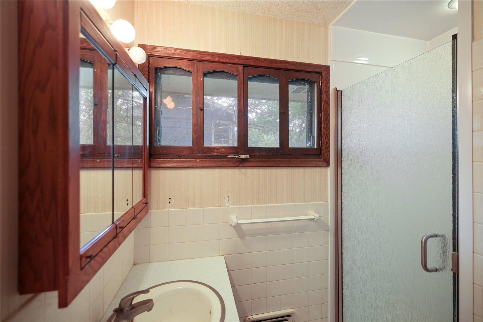 13009 Lakeview Drive Property Photo 22
