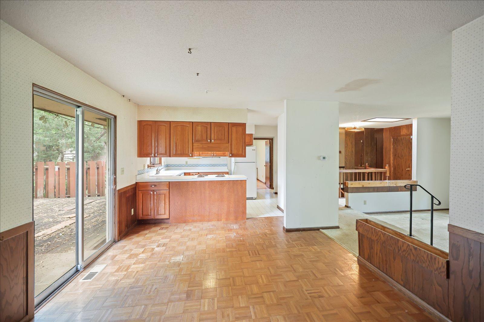 13009 Lakeview Drive Property Photo 24