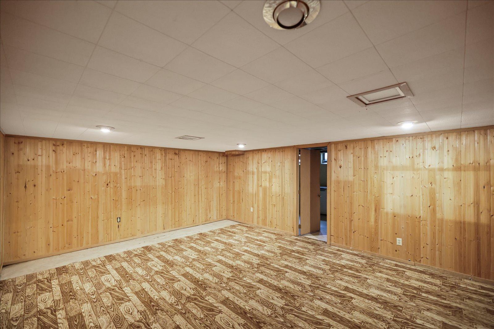 13009 Lakeview Drive Property Photo 25