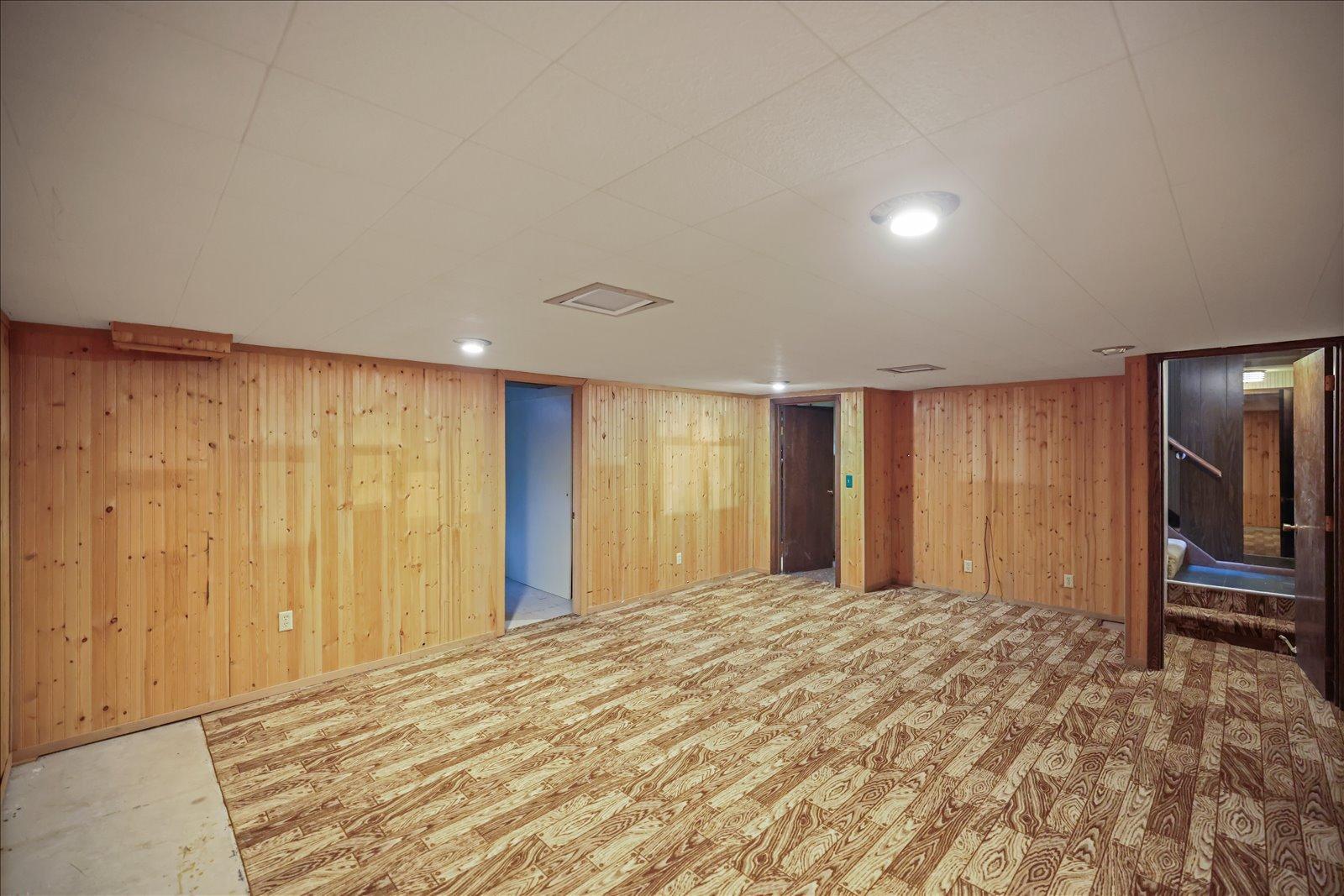 13009 Lakeview Drive Property Photo 26