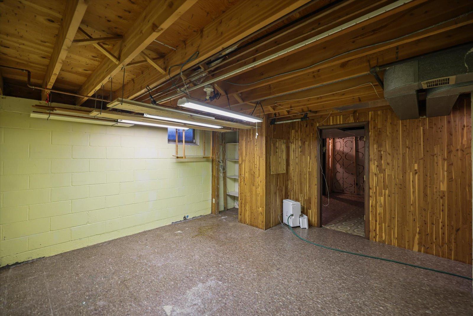 13009 Lakeview Drive Property Photo 28