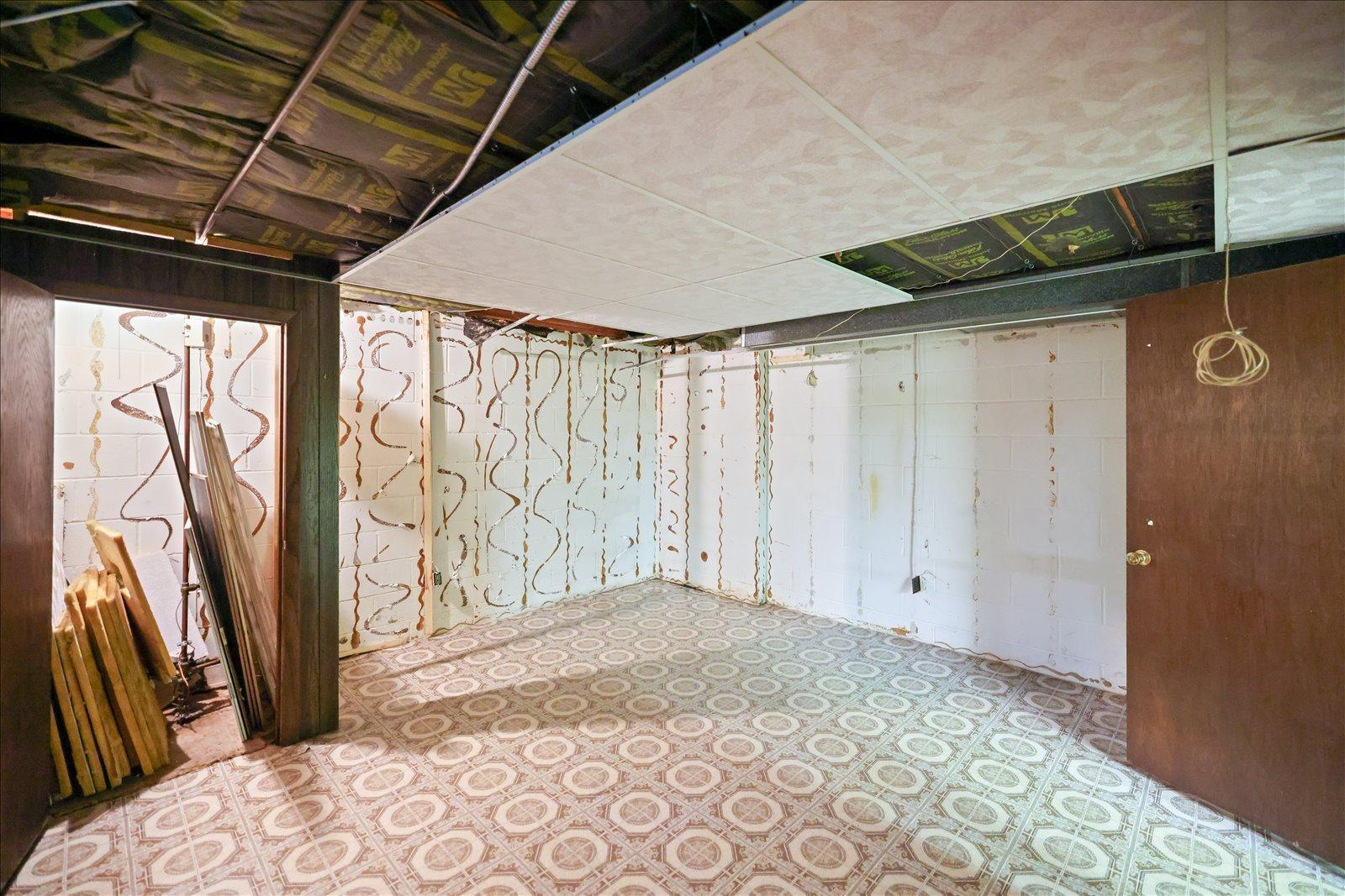 13009 Lakeview Drive Property Photo 31