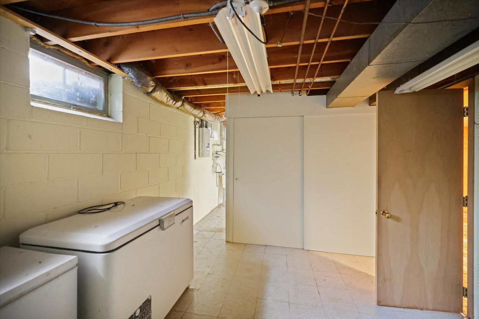 13009 Lakeview Drive Property Photo 34
