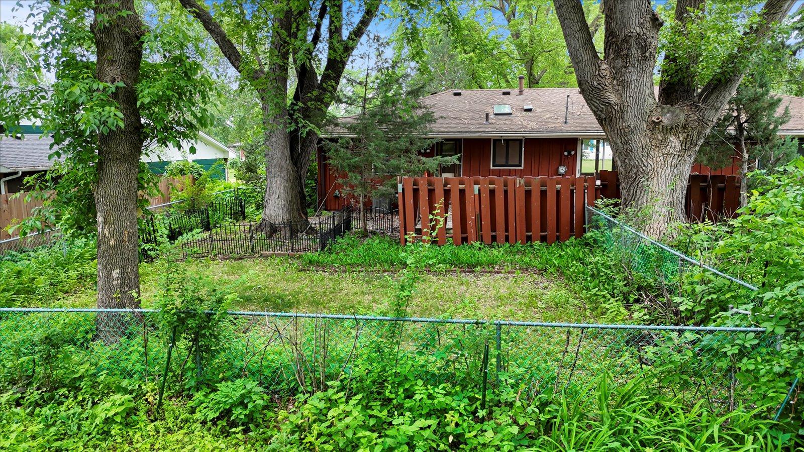 13009 Lakeview Drive Property Photo 43