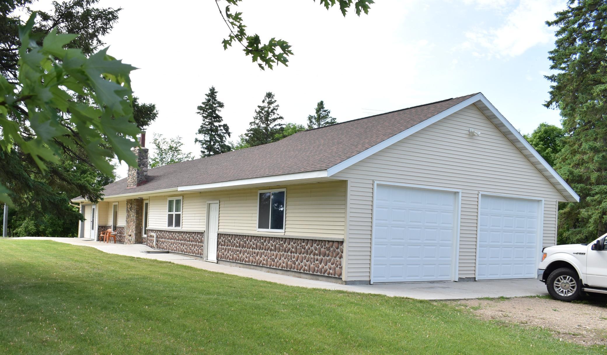 26073 County Highway 18 Property Photo 4