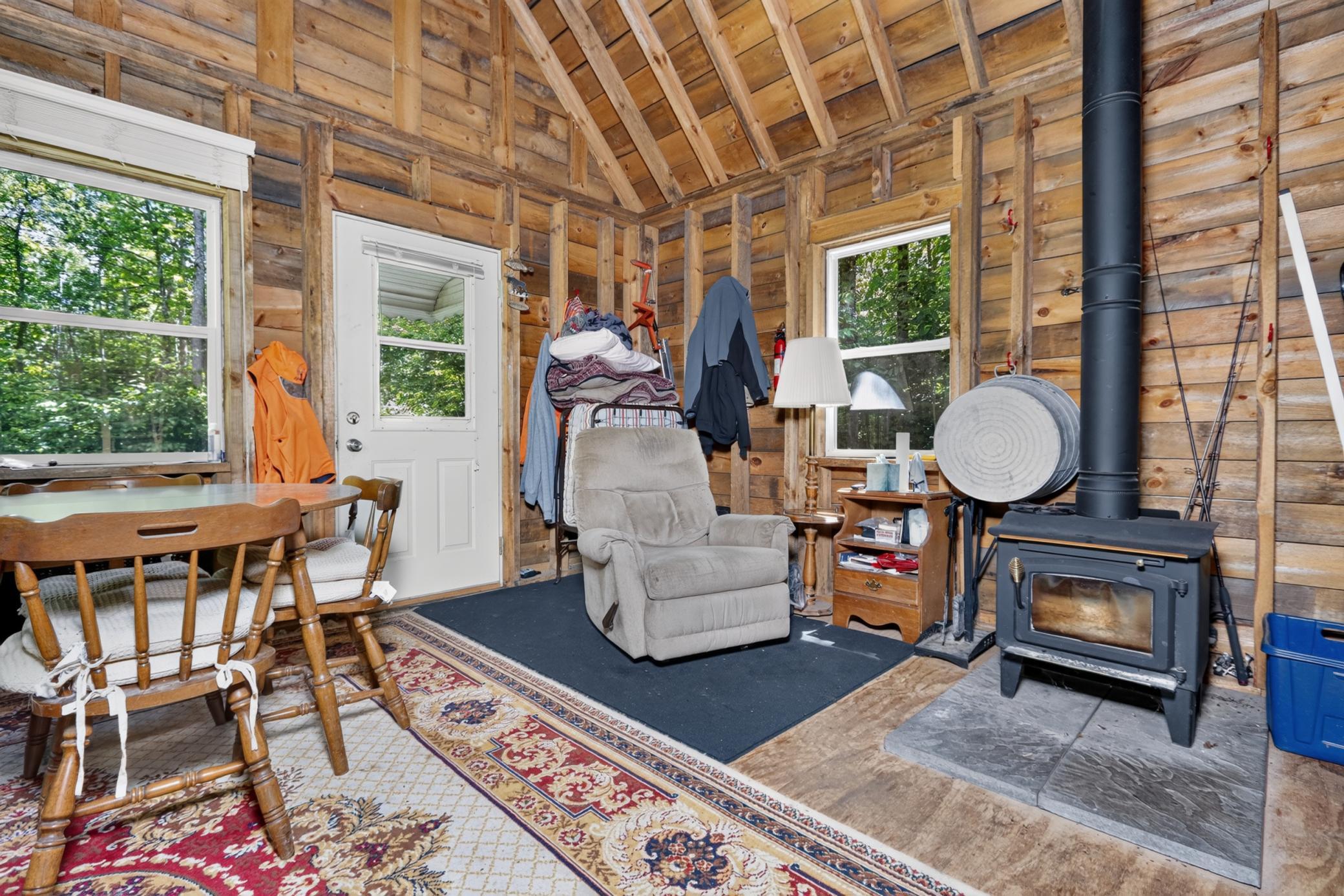 10749 Lambert Road Property Photo 9