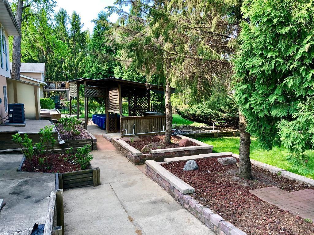 2981 Pilot Knob Road Property Photo 3