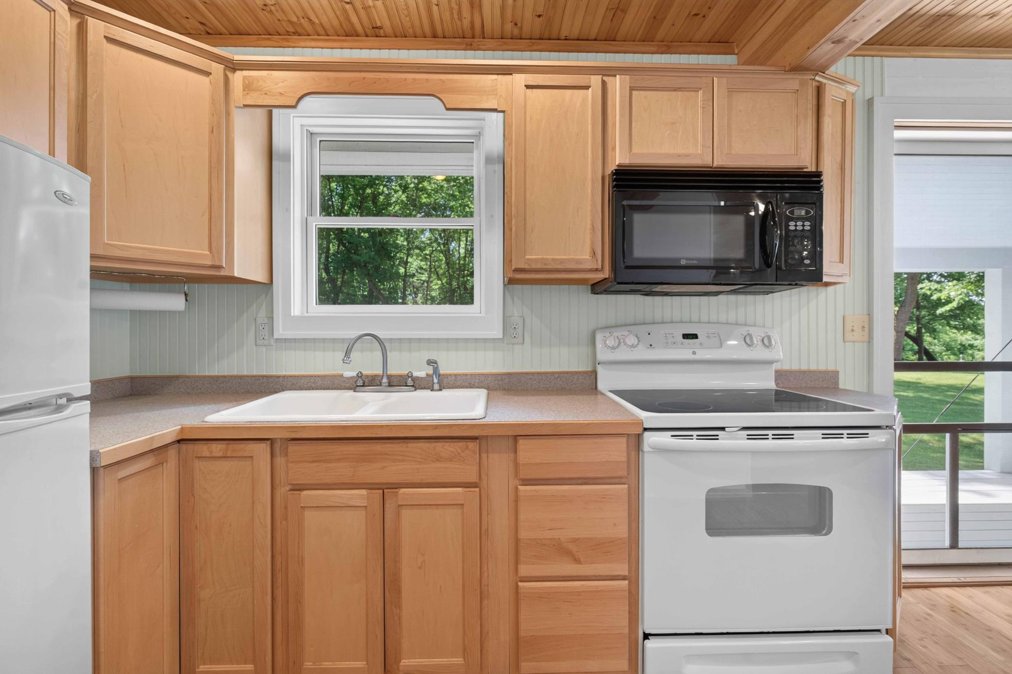 37598 2nd Star Isle Property Photo 13