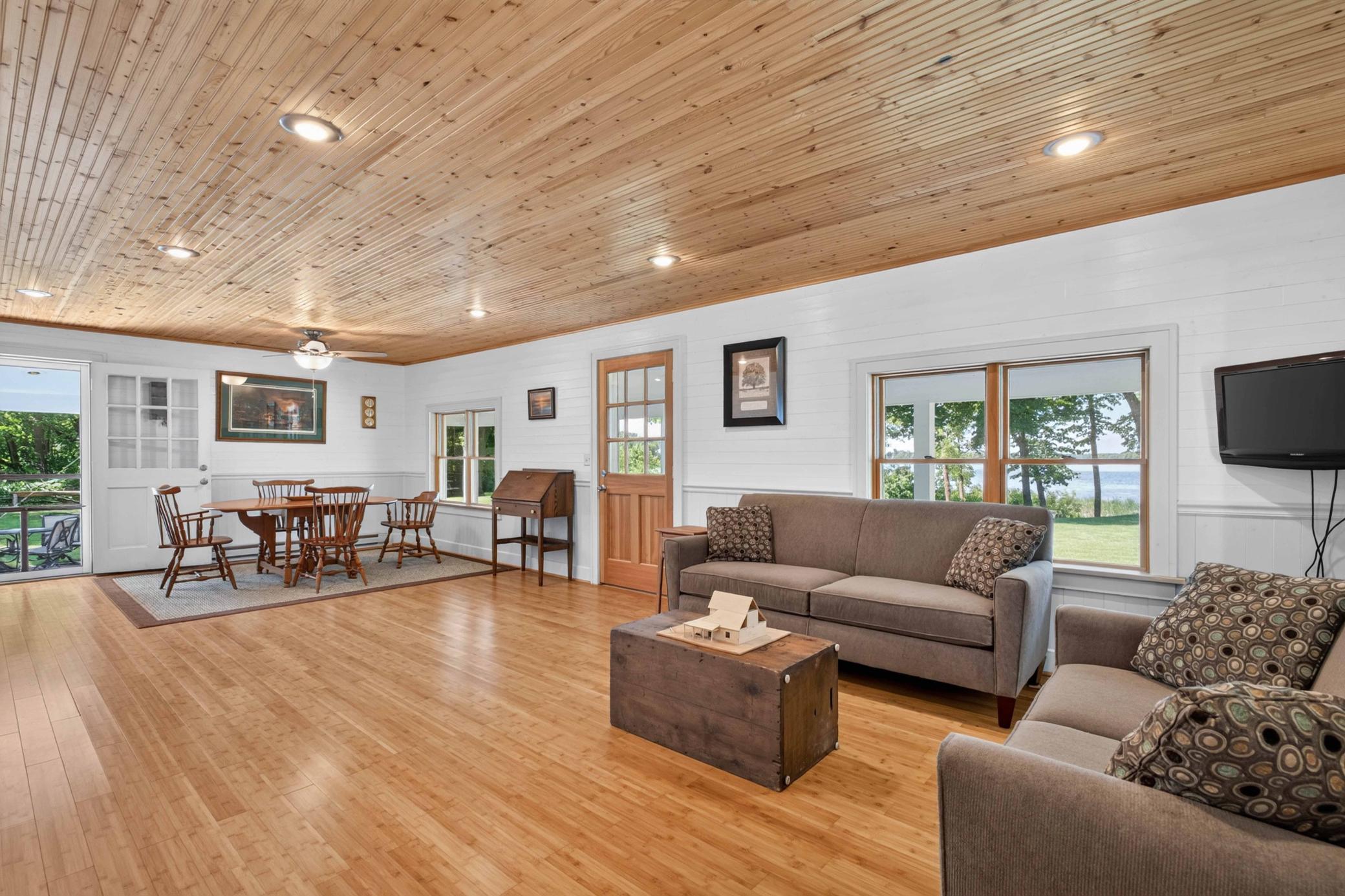 37598 2nd Star Isle Property Photo 14