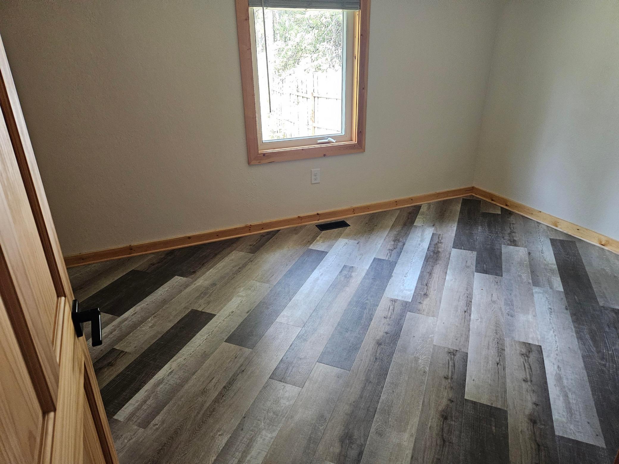 7931 Long Lake Road Property Photo 13