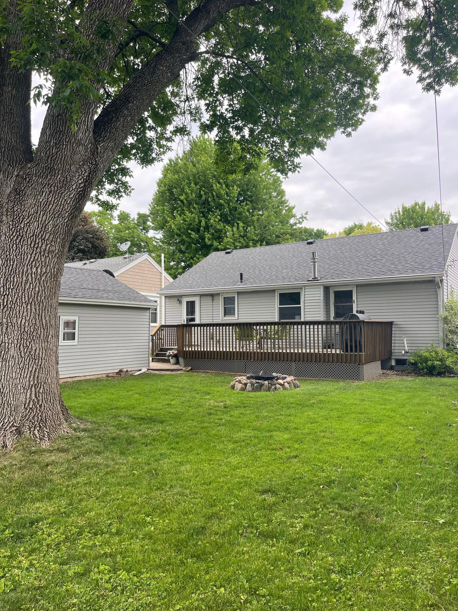 3904 7th Place Nw Property Photo 2