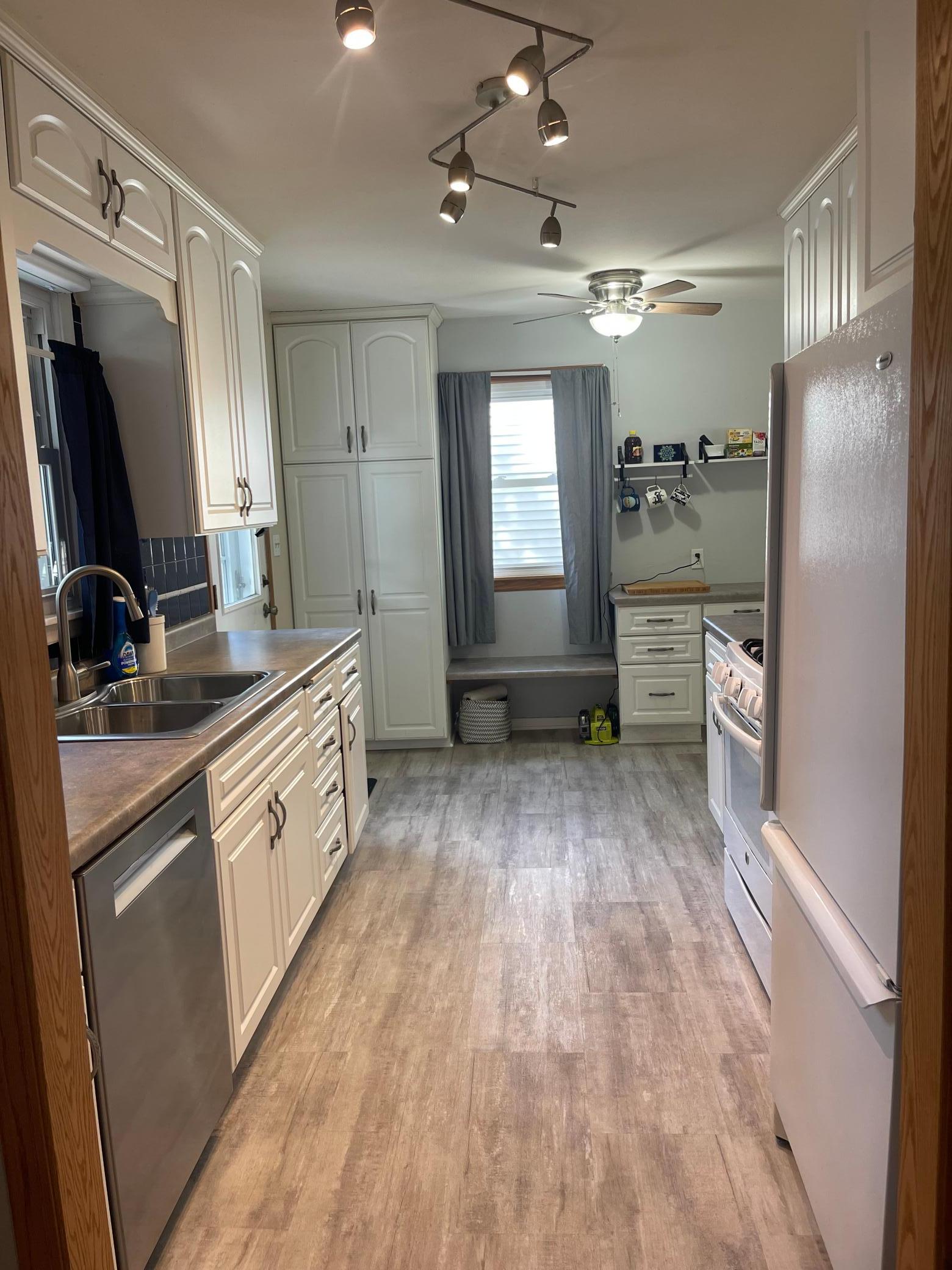 3904 7th Place Nw Property Photo 10