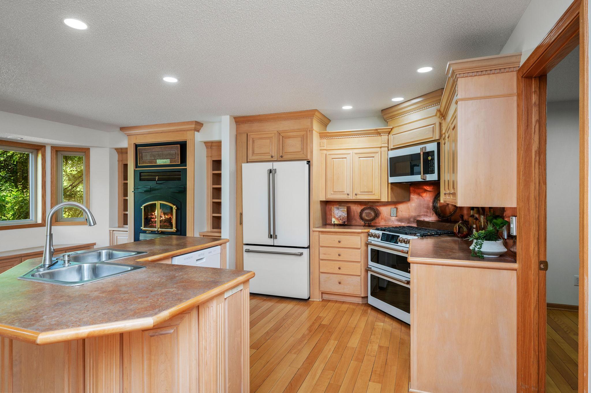 2015 Upton Avenue S Property Photo 10