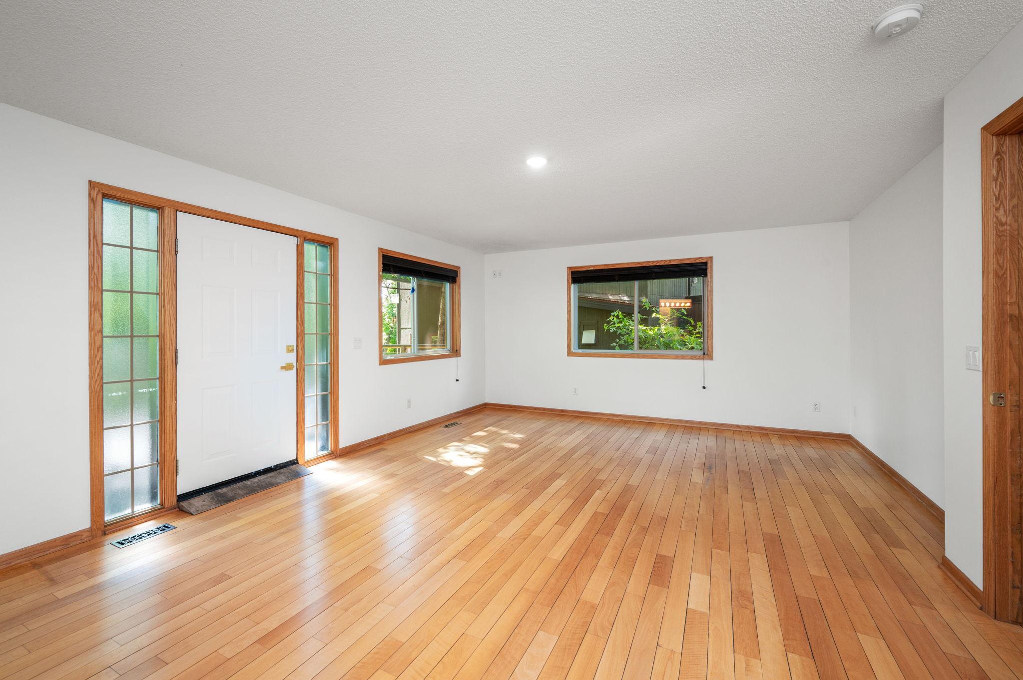 2015 Upton Avenue S Property Photo 15