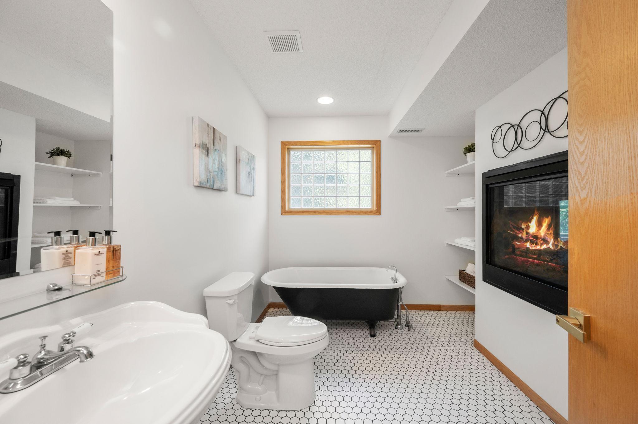 2015 Upton Avenue S Property Photo 24