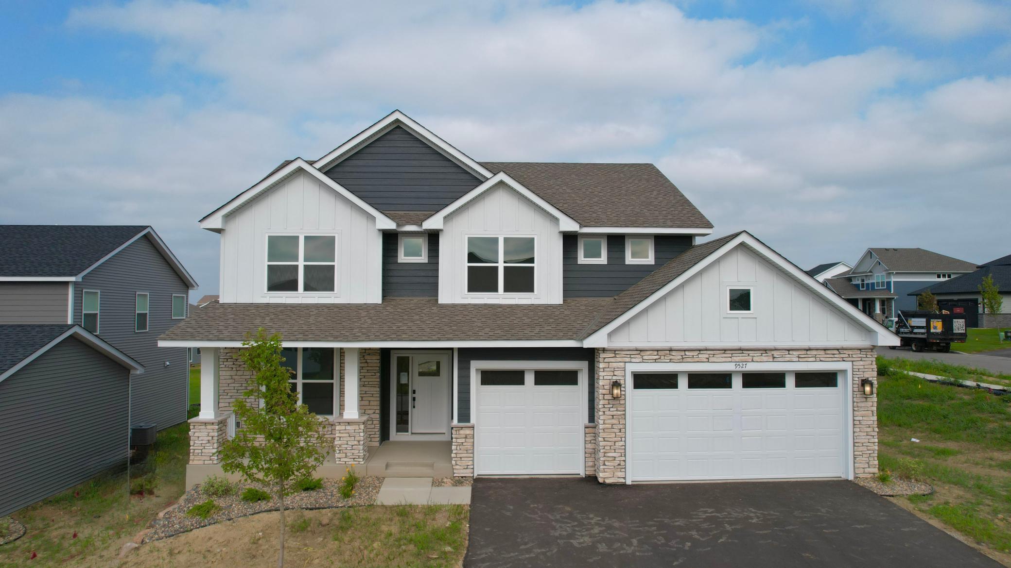 9527 Jada Way Property Photo 1