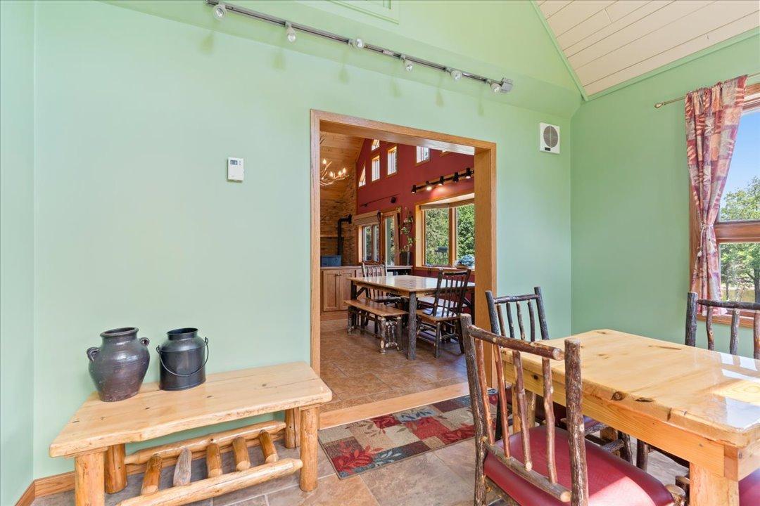 57800 Great River Road Property Photo 10