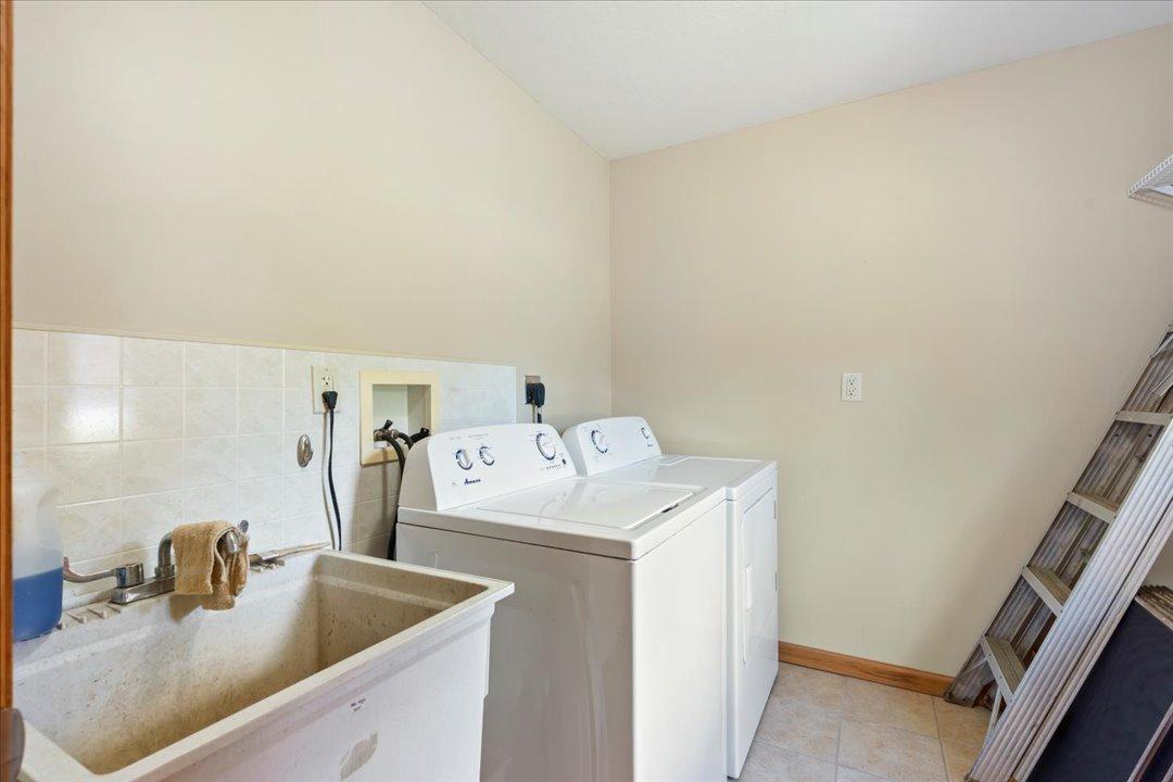 57800 Great River Road Property Photo 32