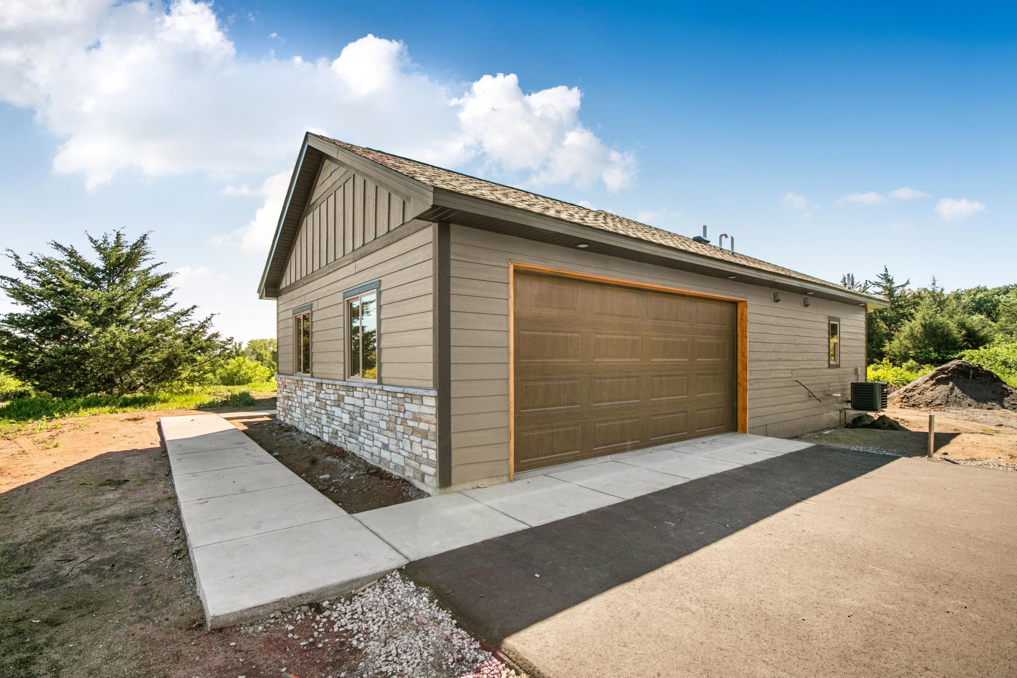 1191 208th Street E Property Photo 23