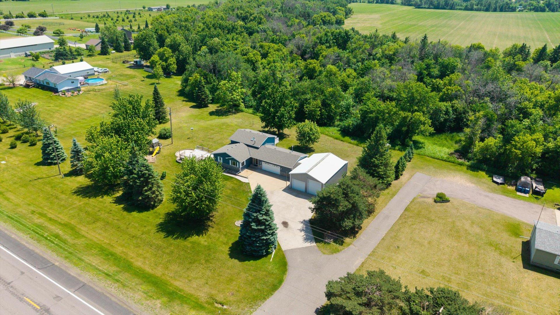 9260 Highway 95 Ne Property Photo 5