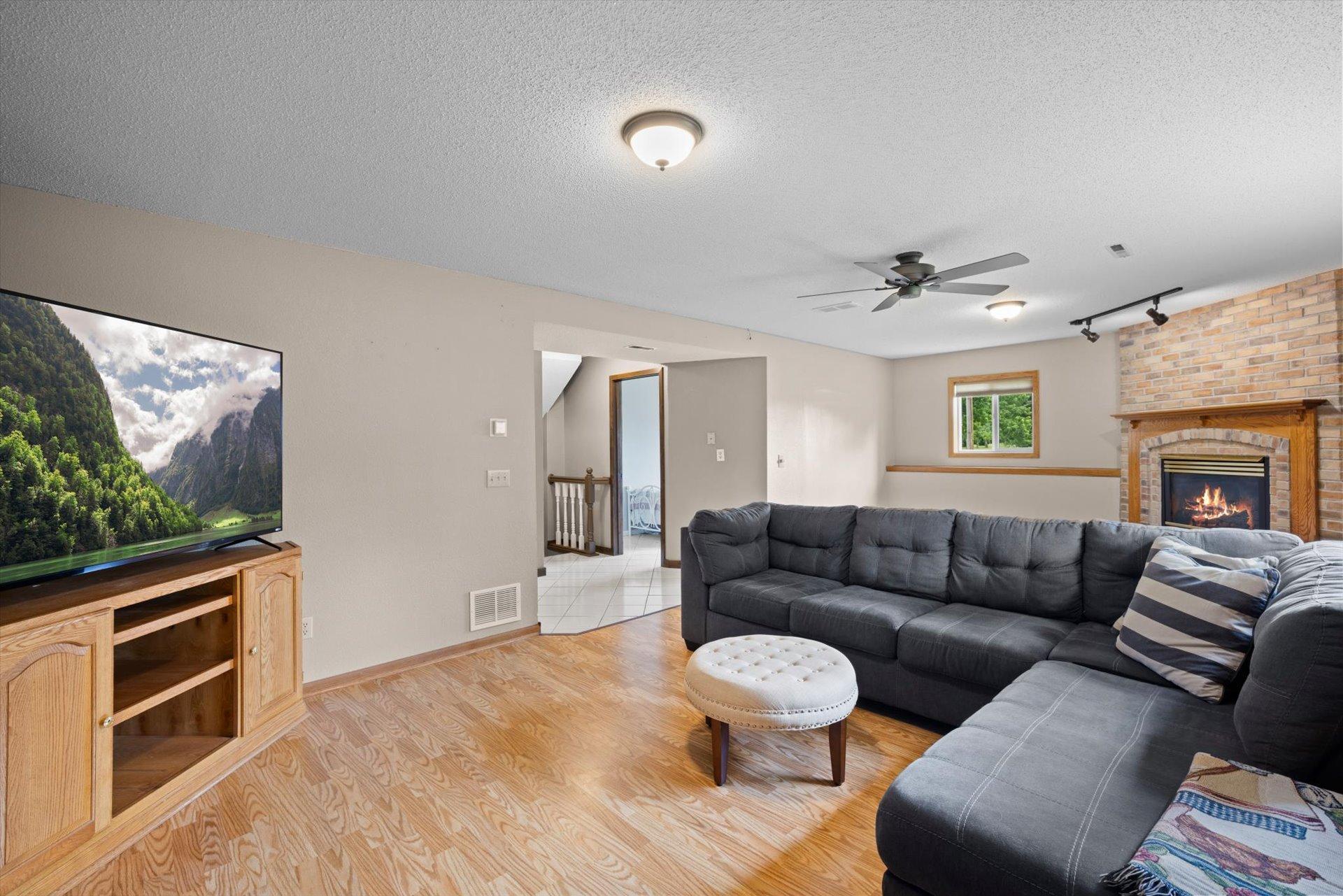 9260 Highway 95 Ne Property Photo 27