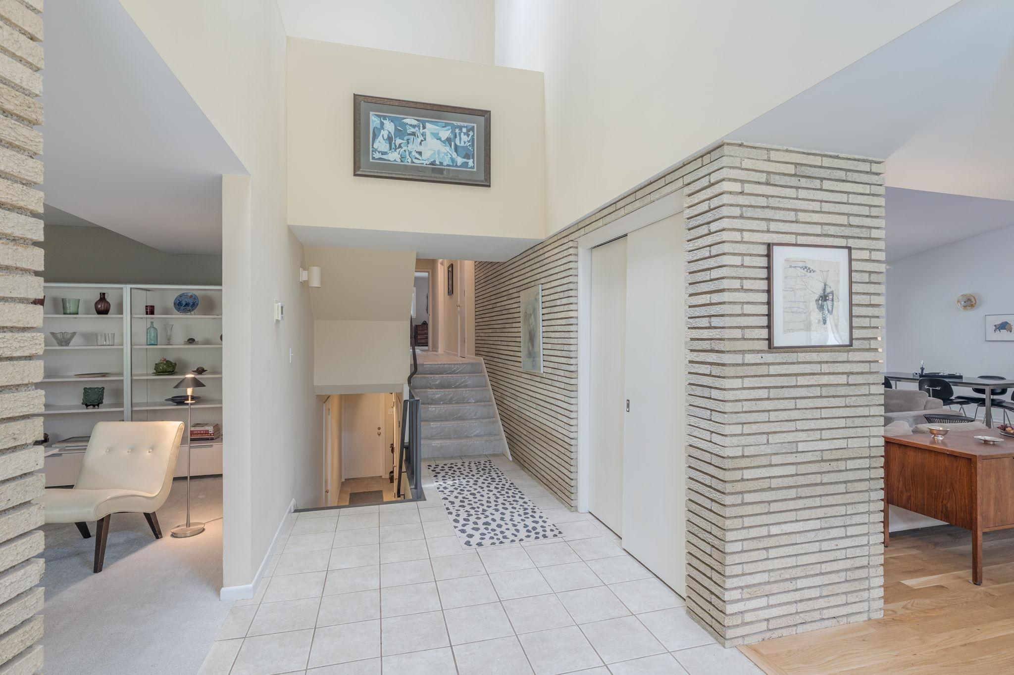 2191 Edgcumbe Road Property Photo 9