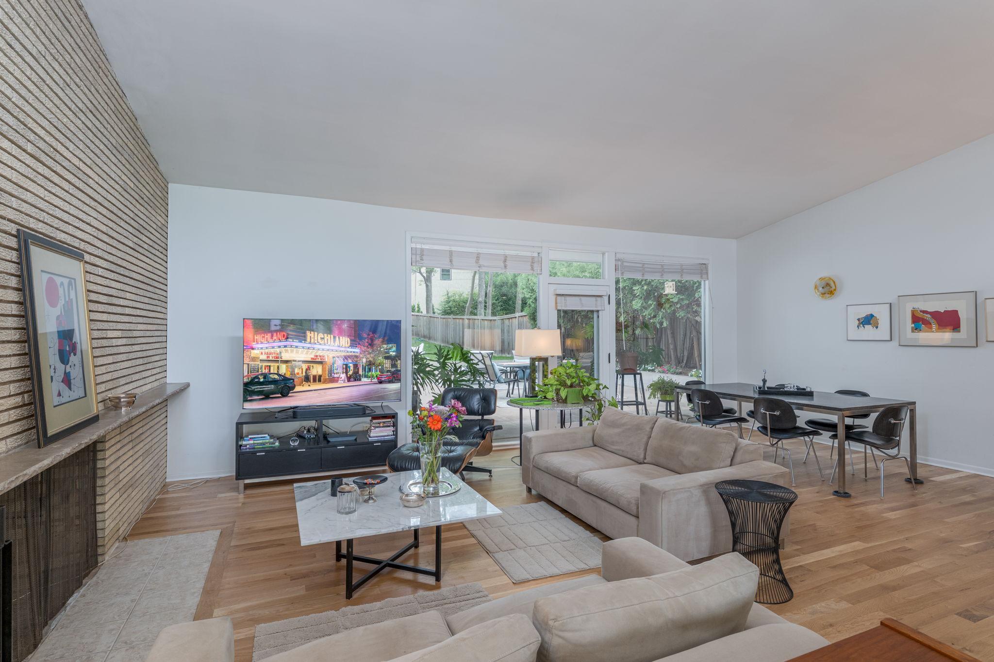 2191 Edgcumbe Road Property Photo 14