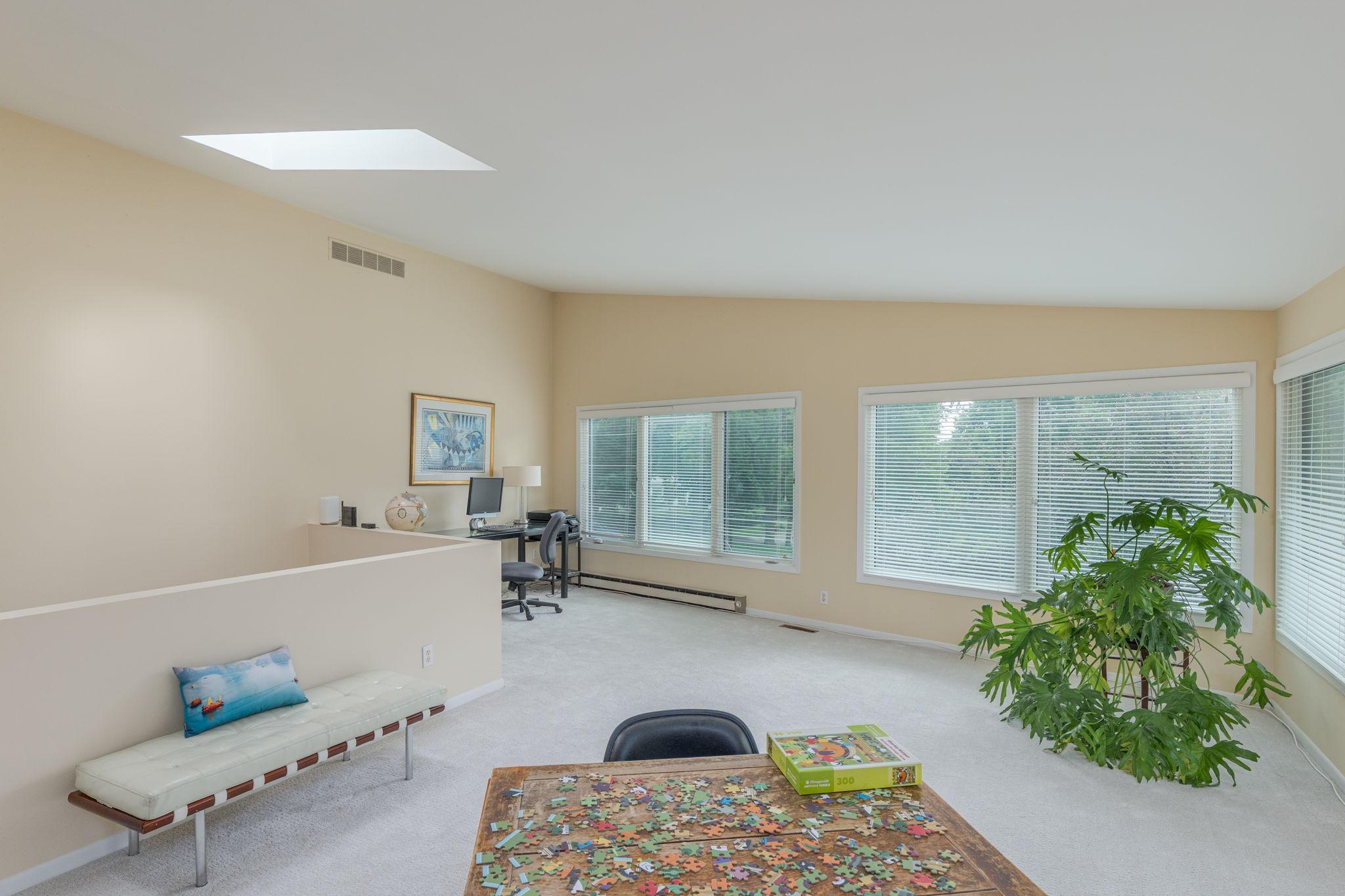 2191 Edgcumbe Road Property Photo 35