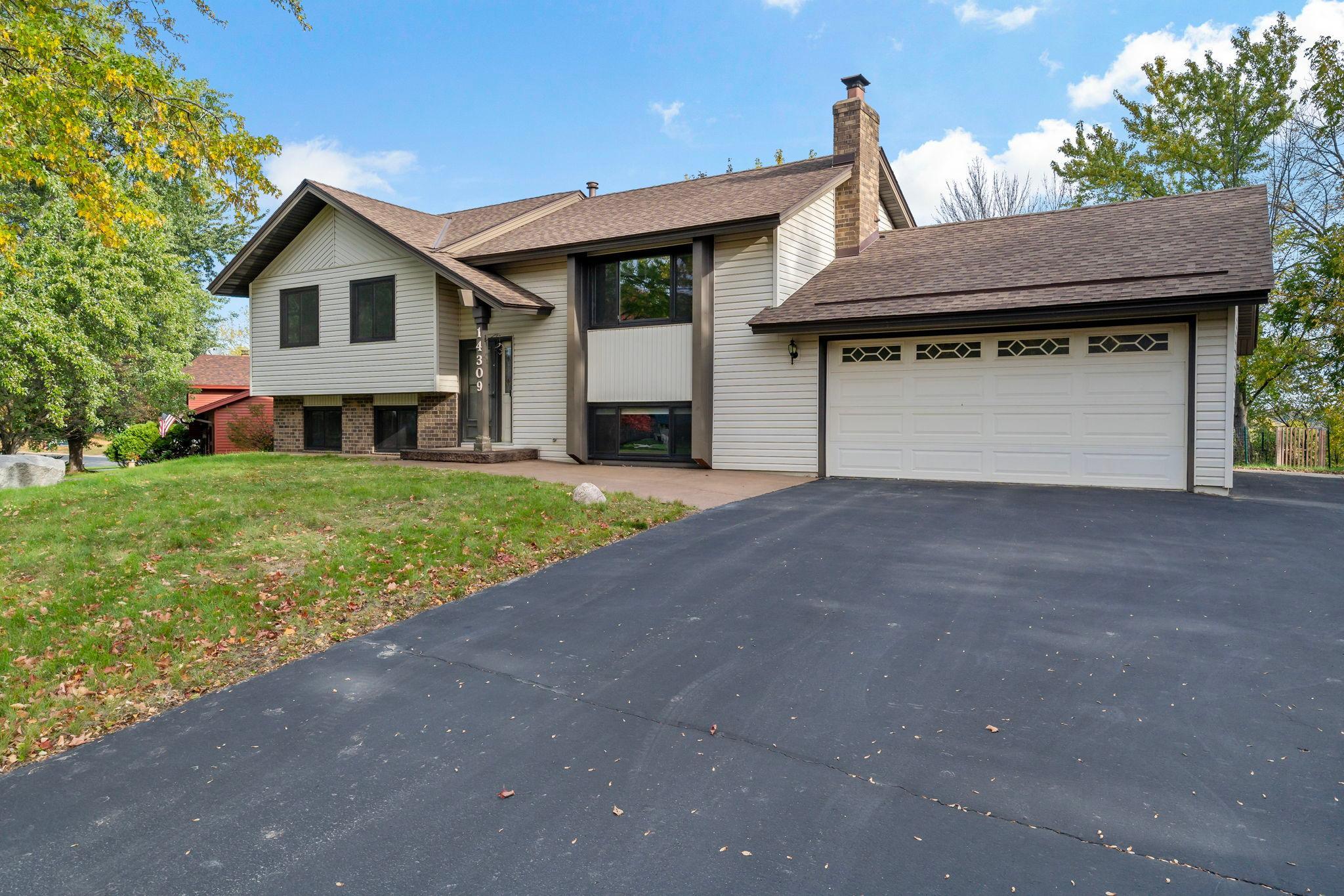 14309 11th Avenue S Property Photo 1