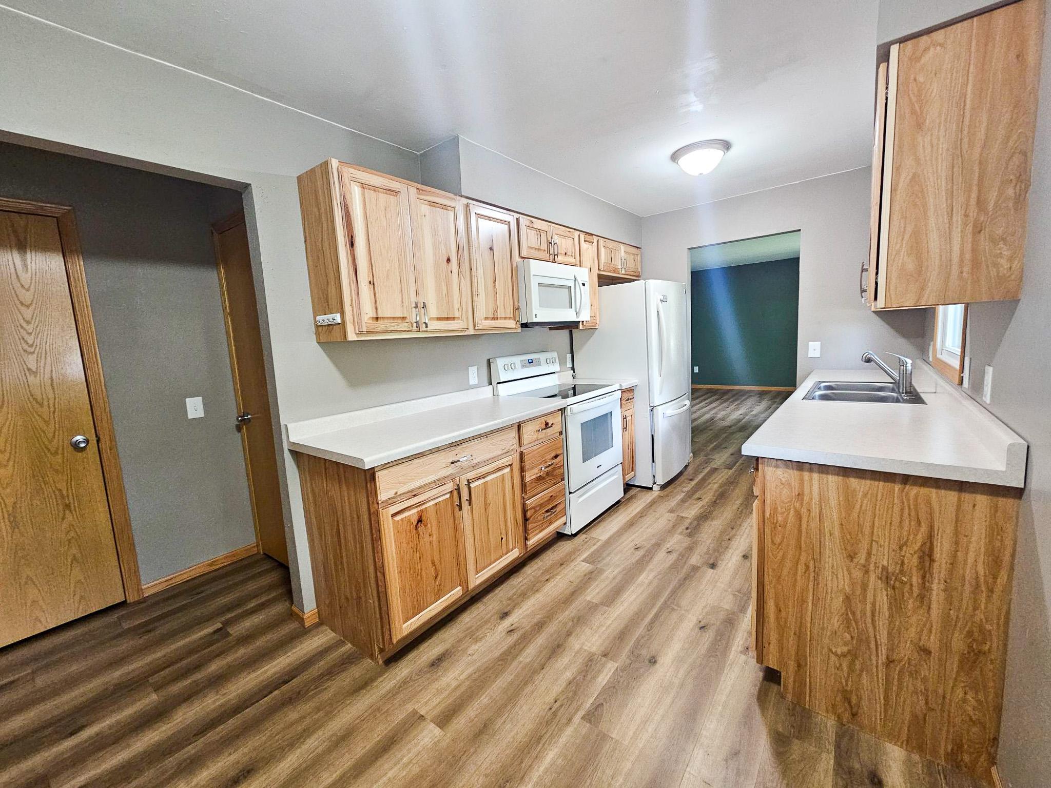 252 E Nelson Avenue Property Photo 4