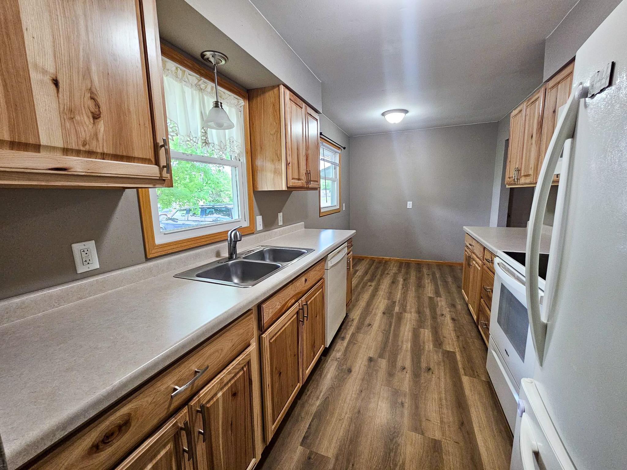 252 E Nelson Avenue Property Photo 5