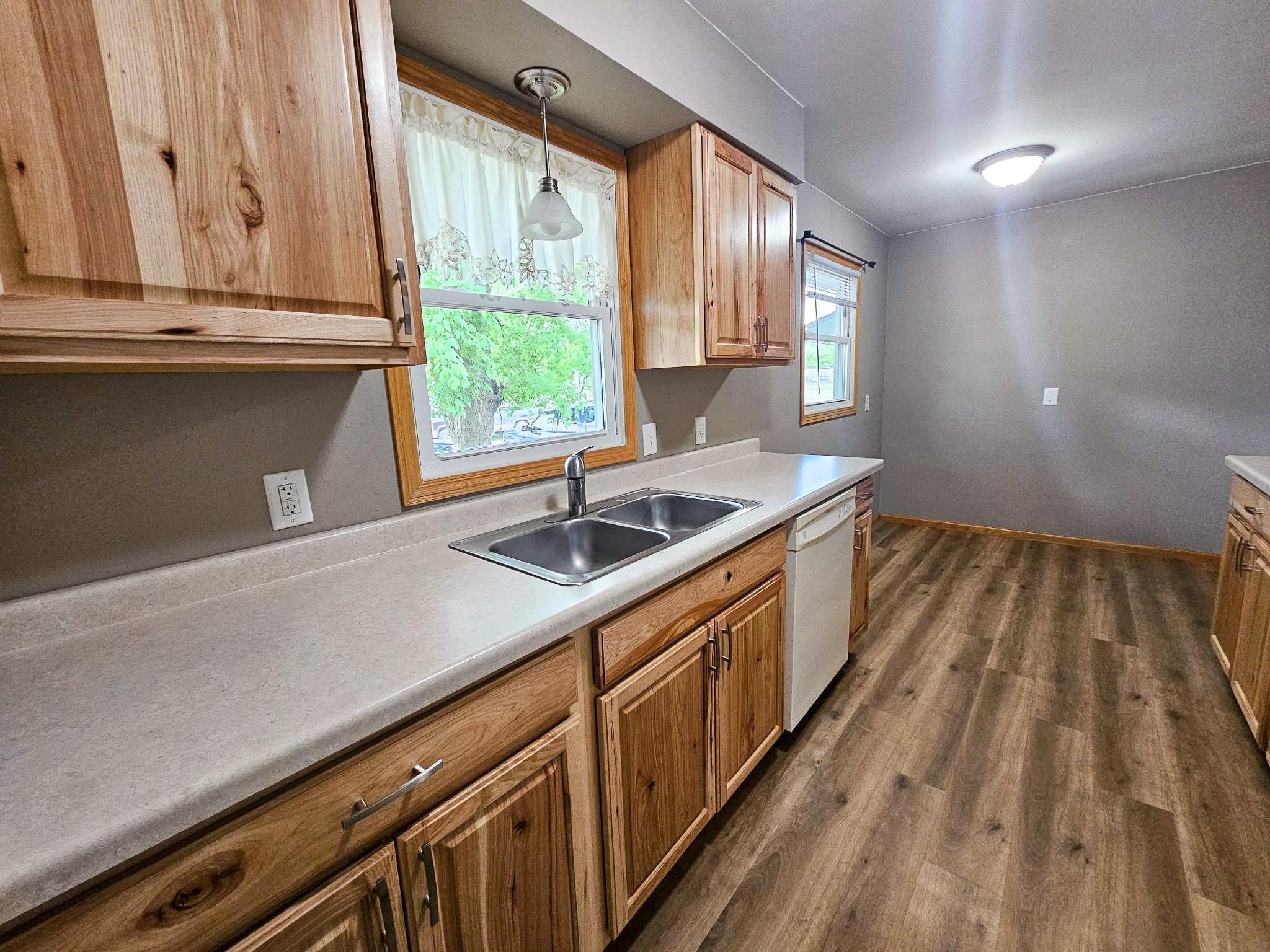 252 E Nelson Avenue Property Photo 6