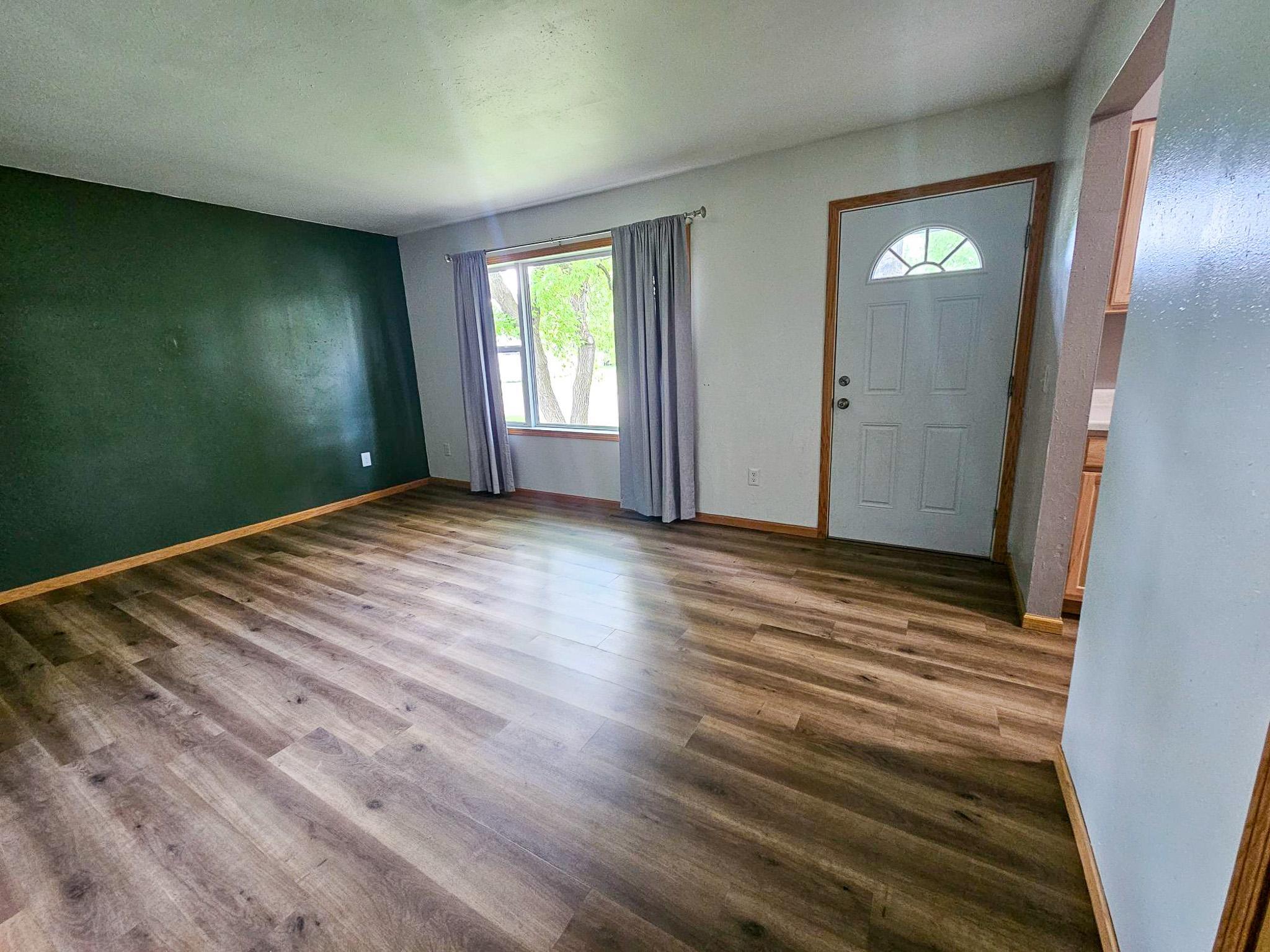 252 E Nelson Avenue Property Photo 9