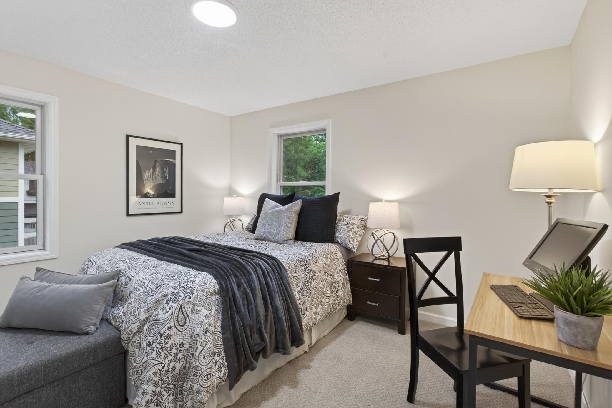 2210 Irving Avenue N Property Photo 8
