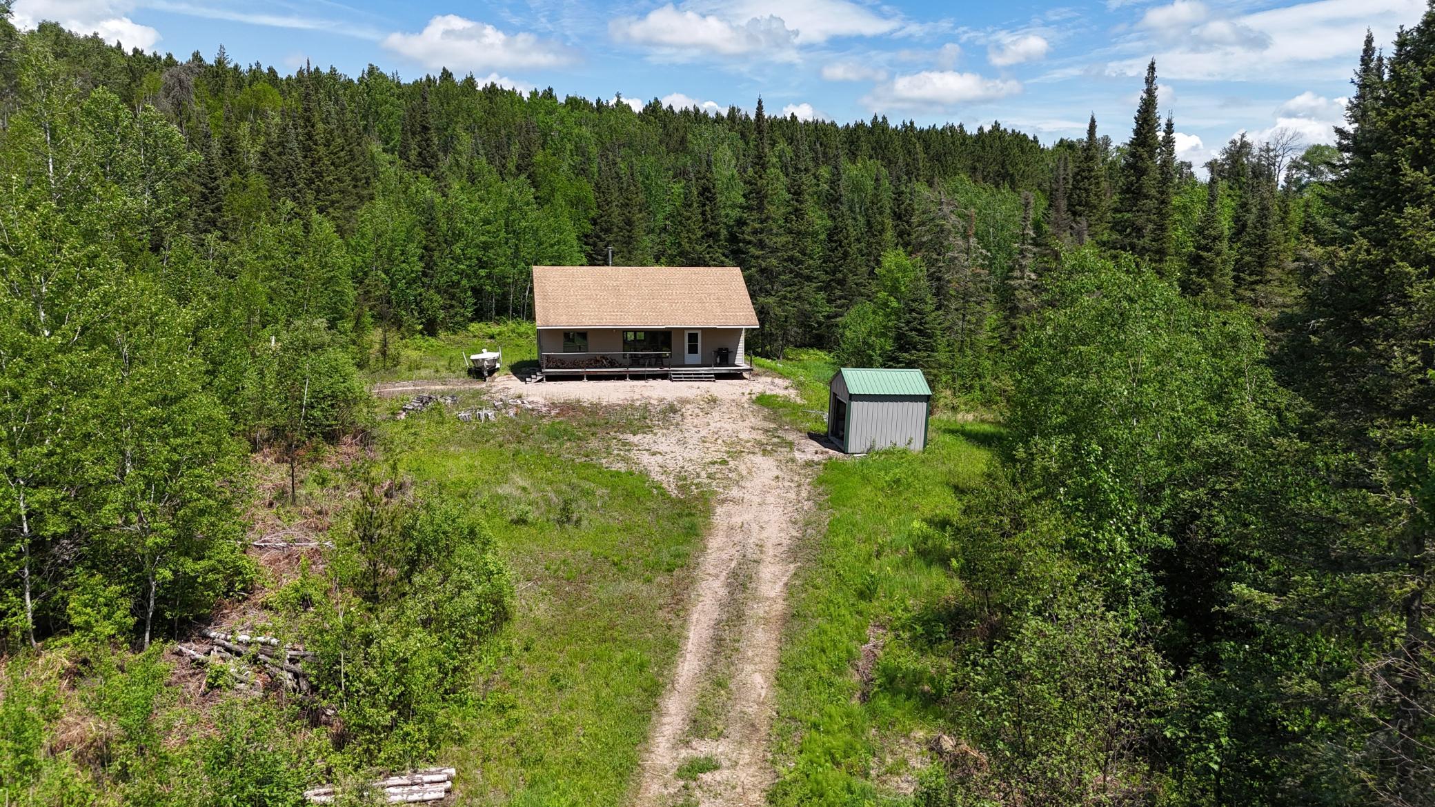 5142 Wolf Knoll Road Property Photo 1