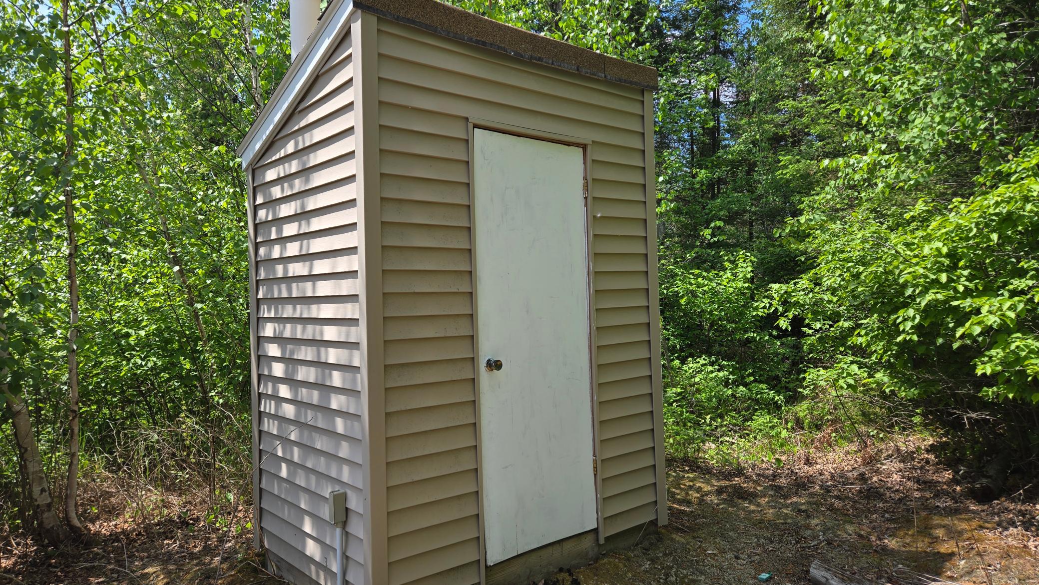 5142 Wolf Knoll Road Property Photo 11