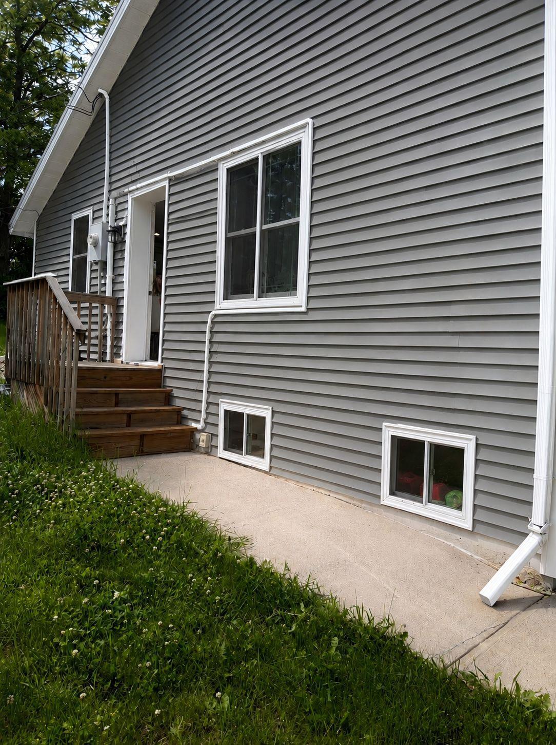 330 Main Street S Property Photo 3