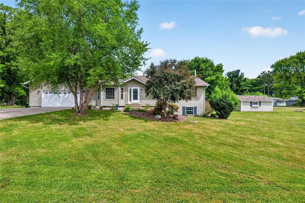 2030 22 3/8 Avenue Property Photo 11