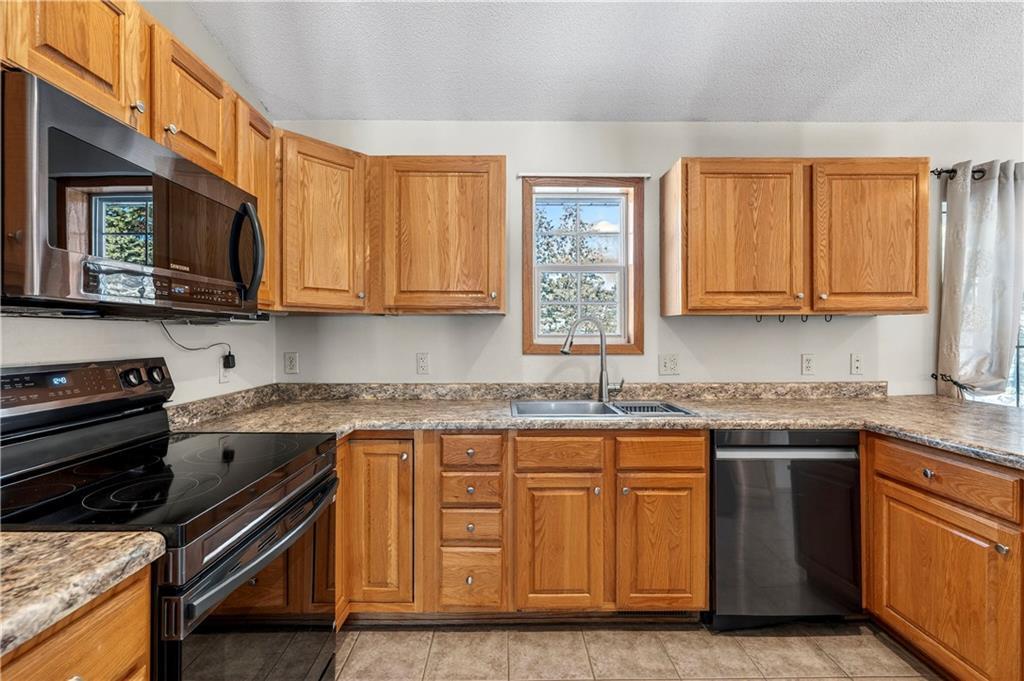 2030 22 3/8 Avenue Property Photo 26
