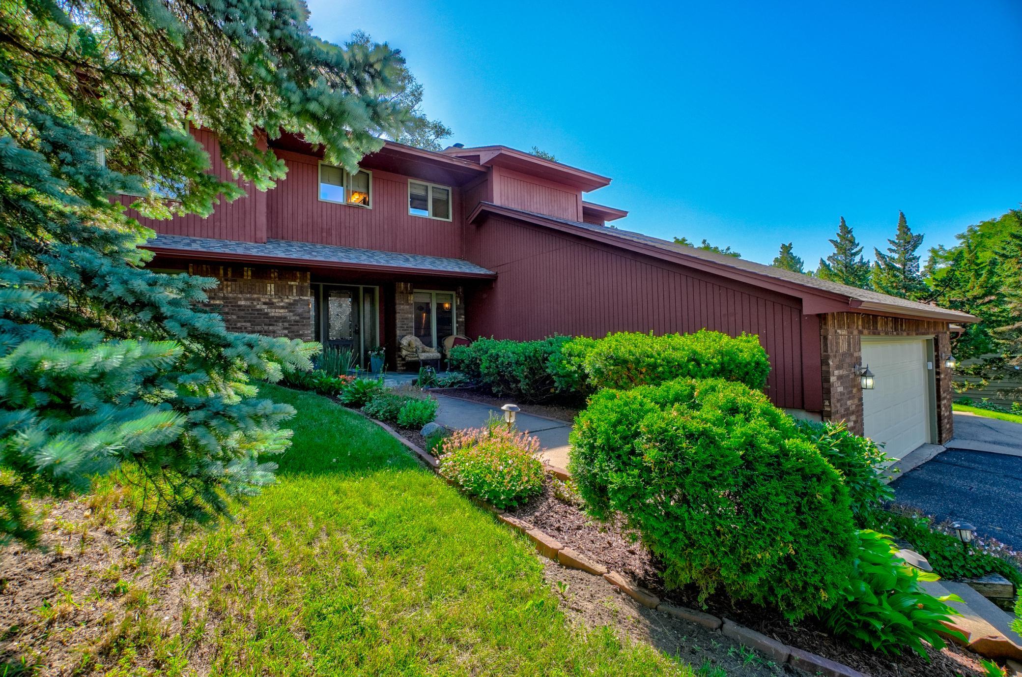 322 N Cudd Avenue Property Photo 1