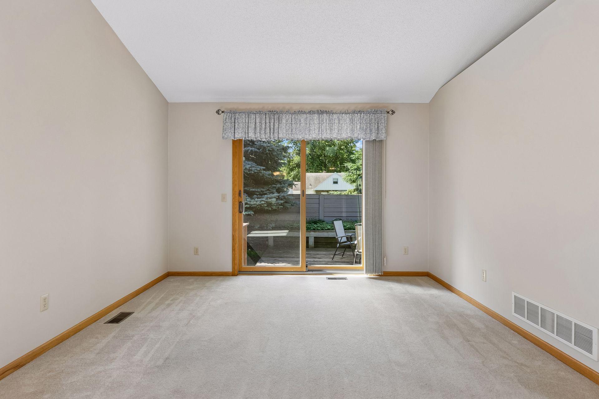 710 Emerald Ridge Property Photo 25