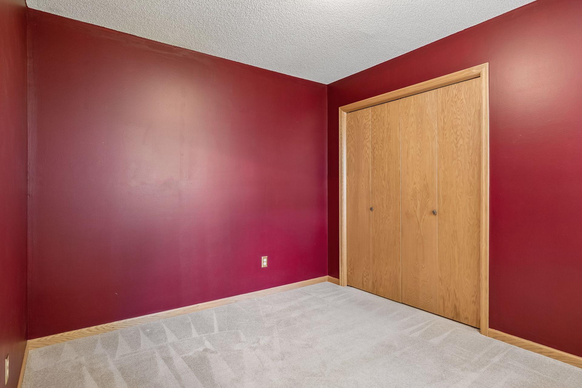 710 Emerald Ridge Property Photo 32