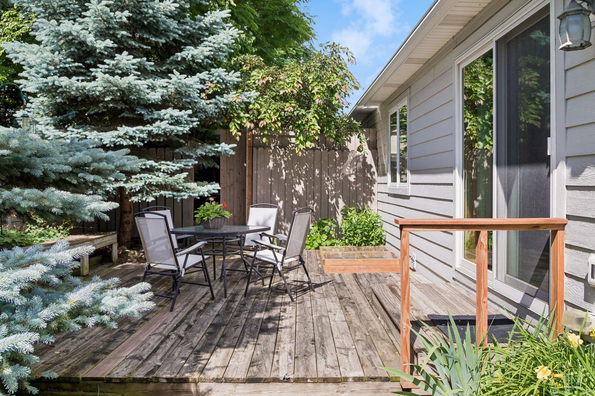 710 Emerald Ridge Property Photo 44