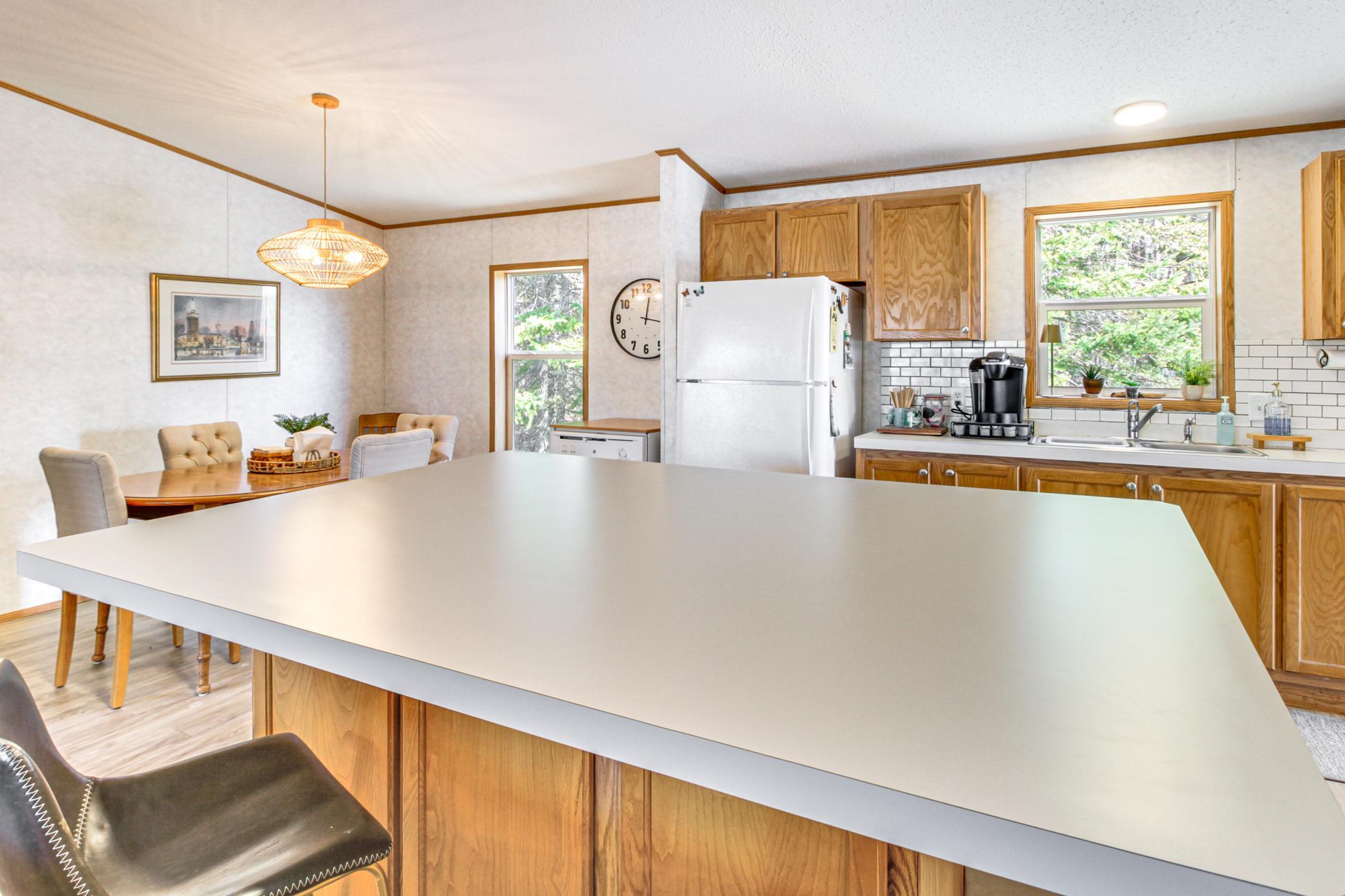 6242 Hendricks Haven Road Ne Property Photo 16