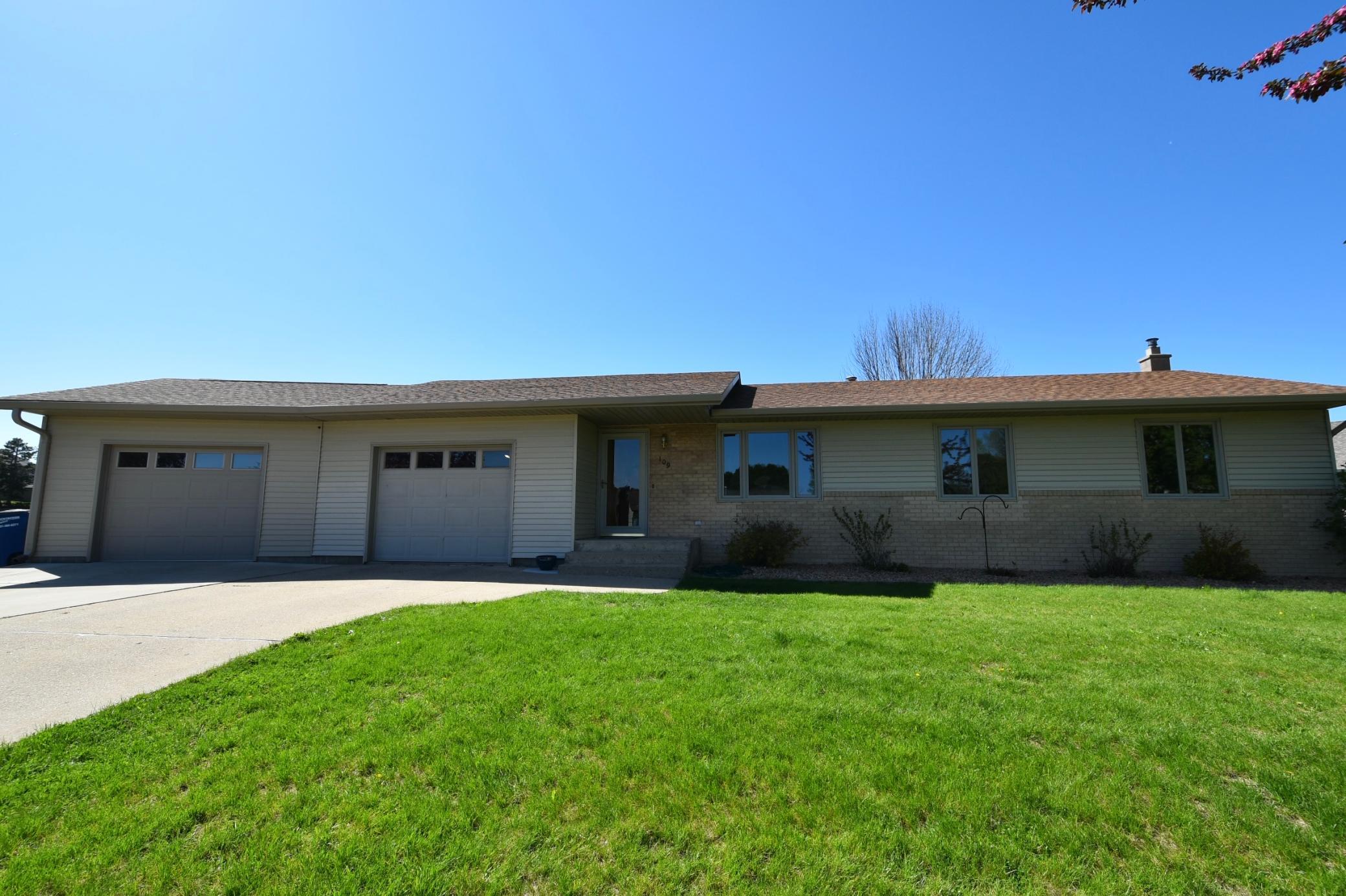 109 Brenda Lane Property Photo 1