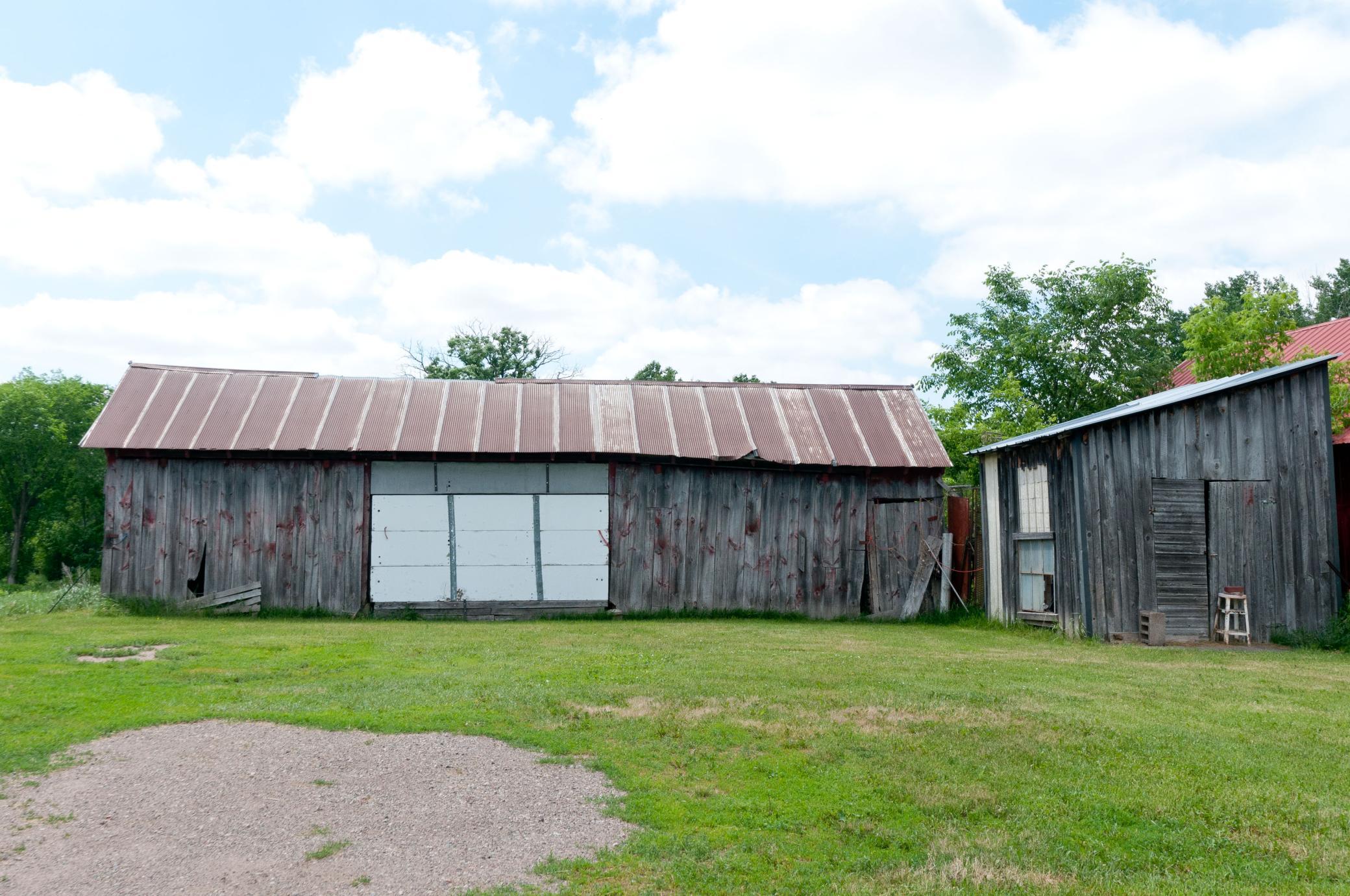 2062 3 1/2 Avenue Property Photo 7