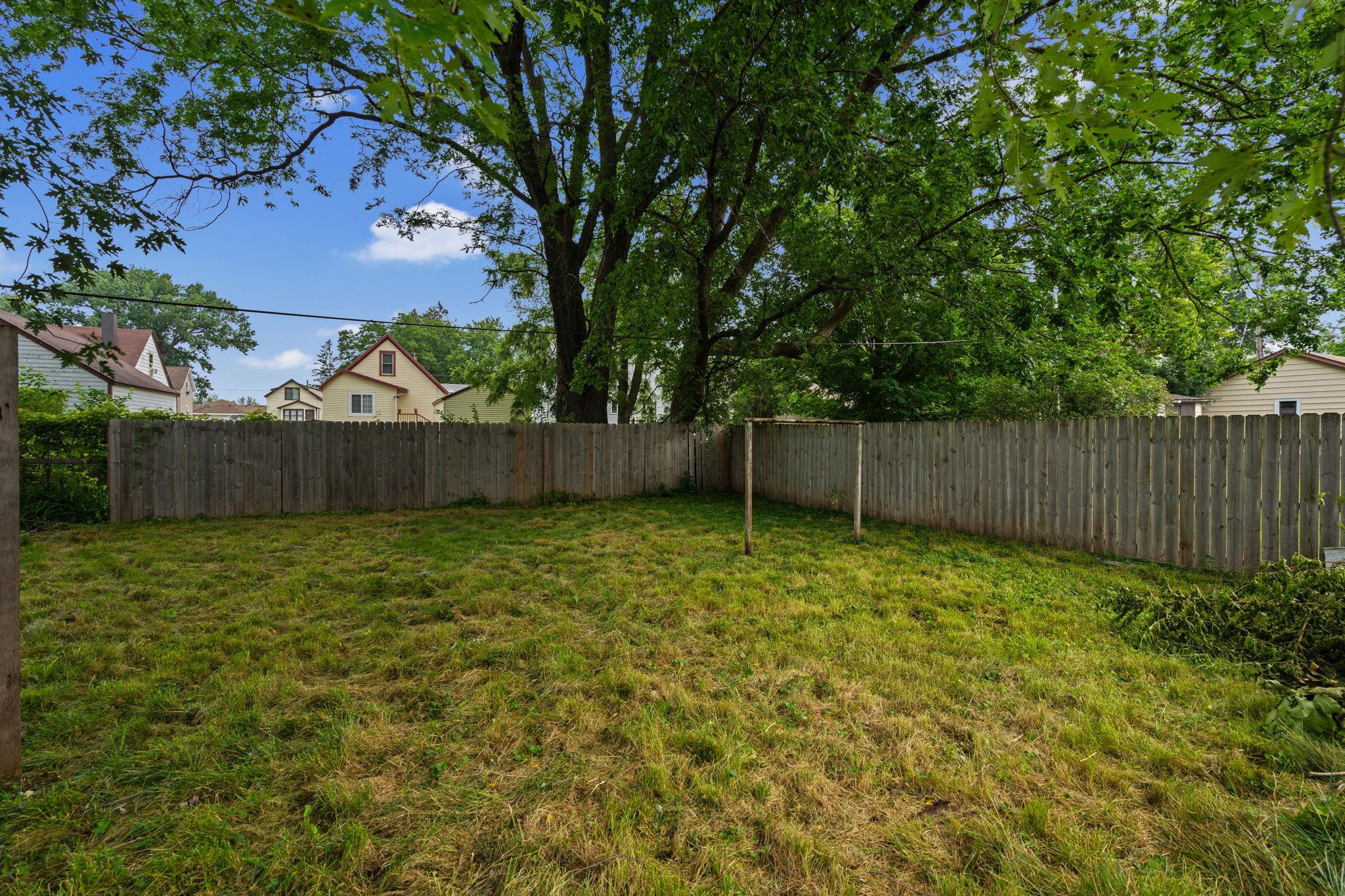 1304 10th Avenue Nw Property Photo 12
