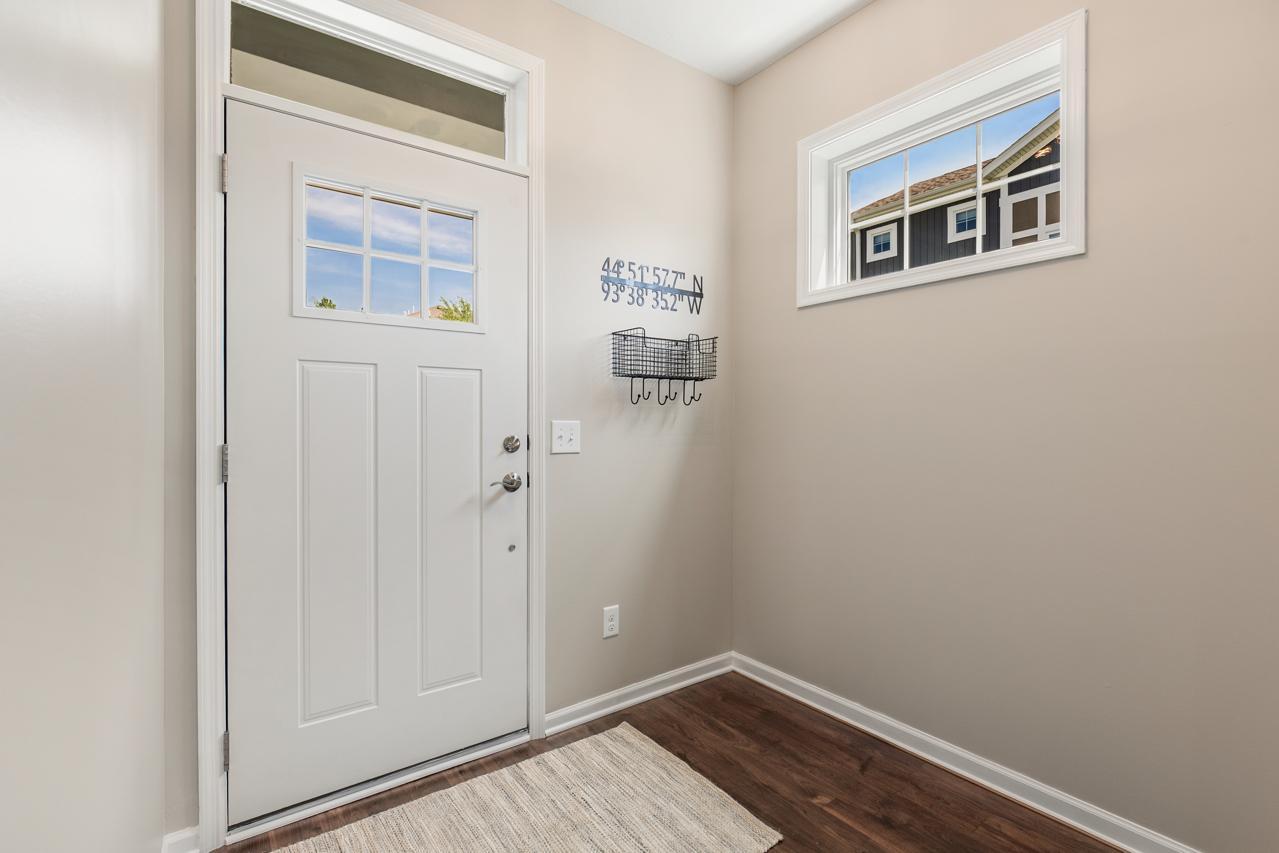 1075 Anthony Way Property Photo 15