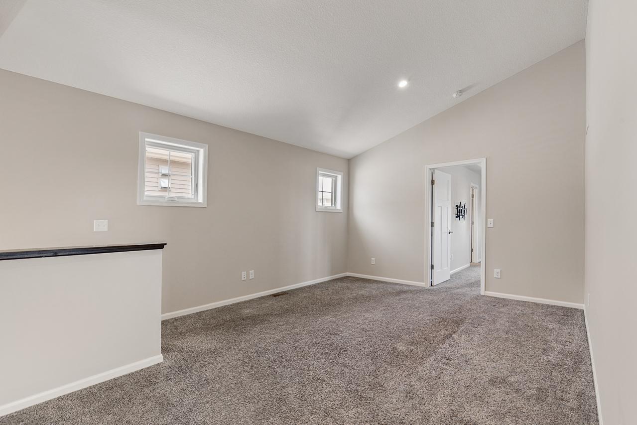 1075 Anthony Way Property Photo 17