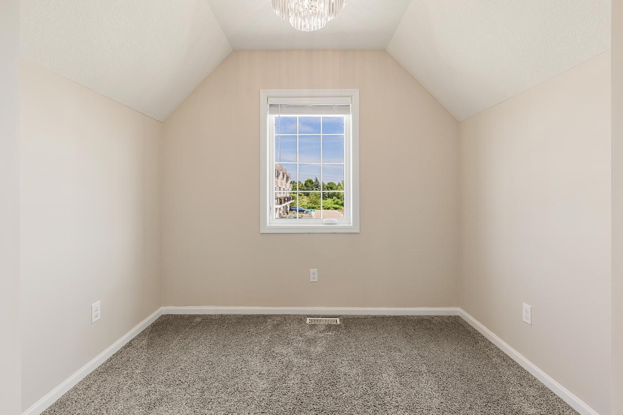 1075 Anthony Way Property Photo 20